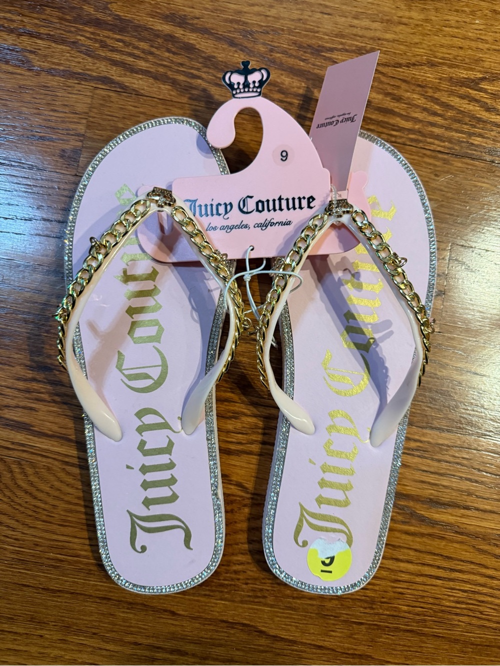 Juicy Couture Pale Pink Flip Flop Sandals with Gold Chain